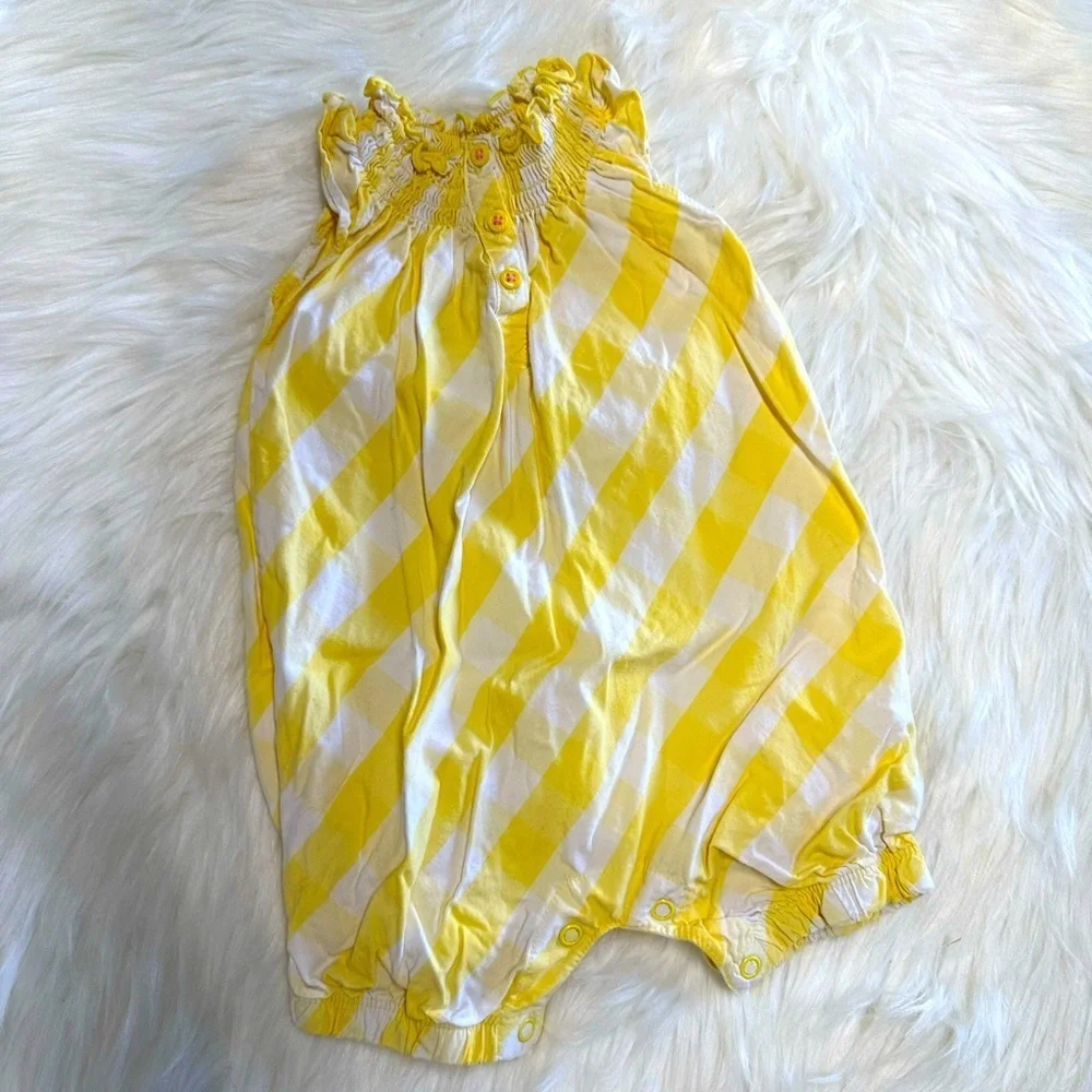 5/$30 Carter’s Baby Girl 6m Bubble Romper
